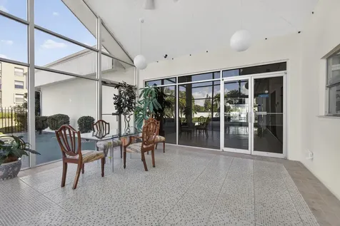 896 N Federal Highway Lantana FL 33462