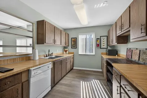 896 N Federal Highway Lantana FL 33462