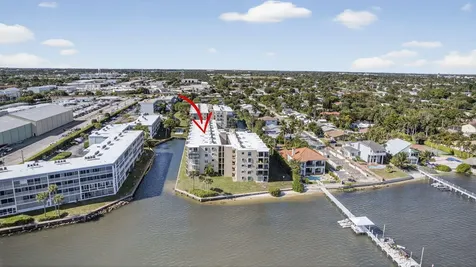 896 N Federal Highway Lantana FL 33462