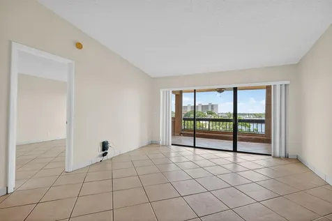 1030 Us Highway 1 North Palm Beach FL 33408