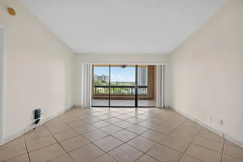 1030 Us Highway 1 North Palm Beach FL 33408