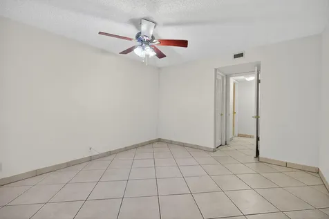 1030 Us Highway 1 North Palm Beach FL 33408