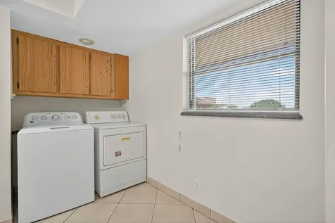 1030 Us Highway 1 North Palm Beach FL 33408