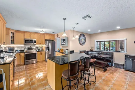 2531 Nw 98th Way Coral Springs FL 33065