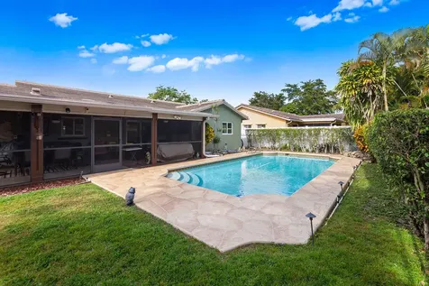 2531 Nw 98th Way Coral Springs FL 33065