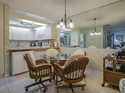 1166 6th Avenue Vero Beach FL 32960
