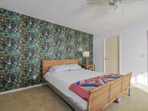 1166 6th Avenue Vero Beach FL 32960