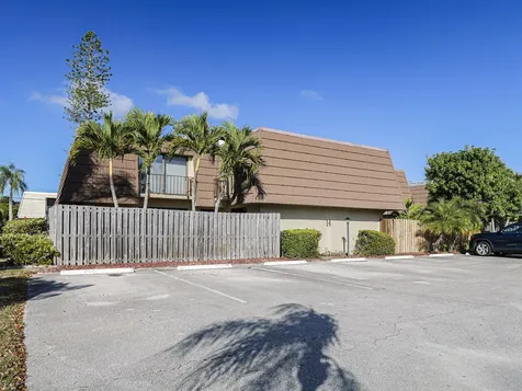 1166 6th Avenue Vero Beach FL 32960