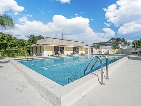 1166 6th Avenue Vero Beach FL 32960