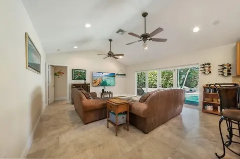 2220 W Pineridge Court Delray Beach FL 33444