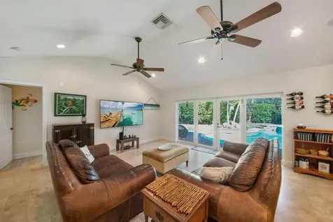 2220 W Pineridge Court Delray Beach FL 33444