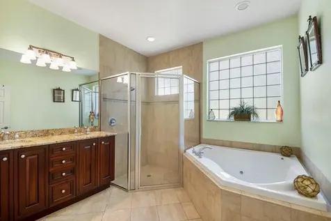 2220 W Pineridge Court Delray Beach FL 33444