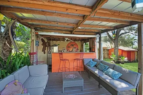 2220 W Pineridge Court Delray Beach FL 33444