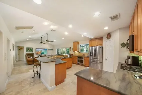 2220 W Pineridge Court Delray Beach FL 33444