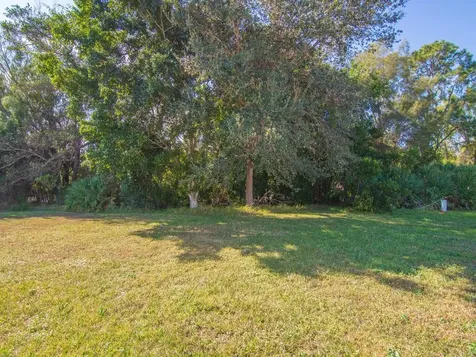 10 Se Iberian Lane Port Saint Lucie FL 34952