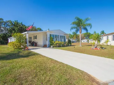 10 Se Iberian Lane Port Saint Lucie FL 34952