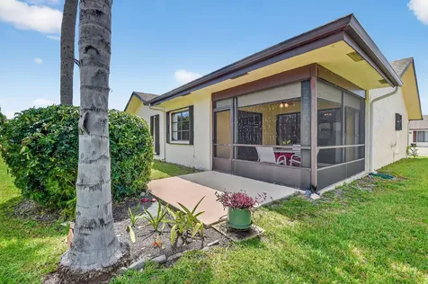6262 Tall Cypress Circle Greenacres FL 33463
