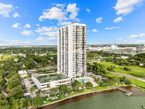 5600 N Flagler Drive West Palm Beach FL 33407