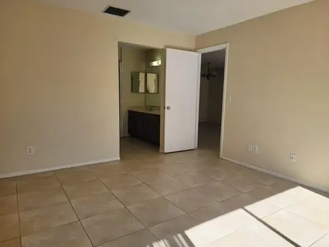 2516 S 19th Street Fort Pierce FL 34982