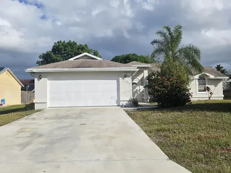 2081 SE Stonecrop Street Port Saint Lucie FL 34984