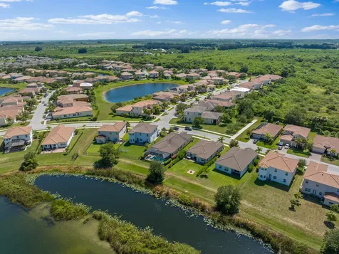 1786 Berkshire Circle Vero Beach FL 32968
