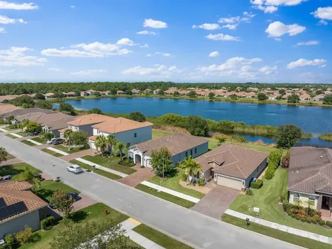 1786 Berkshire Circle Vero Beach FL 32968