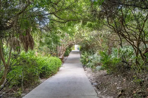 1930 Frosted Turquoise Way Vero Beach FL 32963
