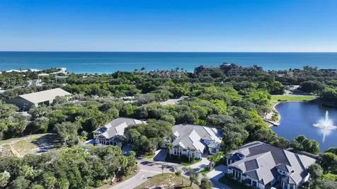 1930 Frosted Turquoise Way Vero Beach FL 32963