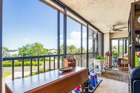 1821 Mooringline Drive Vero Beach FL 32963