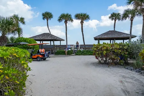 1821 Mooringline Drive Vero Beach FL 32963