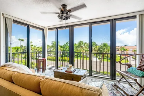 1821 Mooringline Drive Vero Beach FL 32963