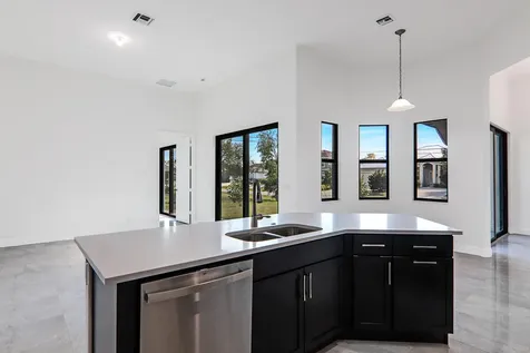 4689 Sw Tacoma Street Port Saint Lucie FL 34953