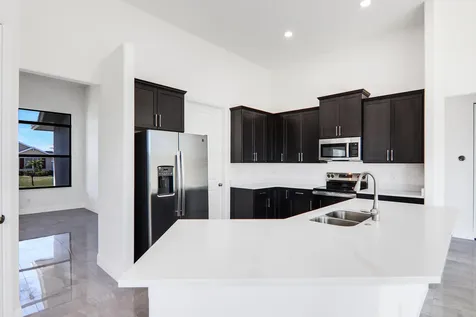 4689 Sw Tacoma Street Port Saint Lucie FL 34953