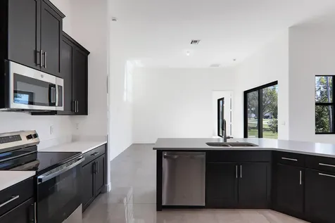 4689 Sw Tacoma Street Port Saint Lucie FL 34953