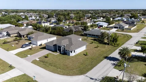4689 Sw Tacoma Street Port Saint Lucie FL 34953
