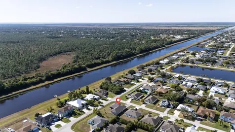 4689 Sw Tacoma Street Port Saint Lucie FL 34953