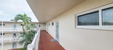 2724 Garden Drive Lake Worth FL 33461