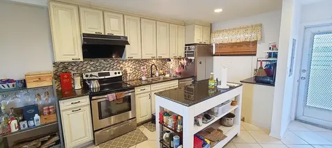 2724 Garden Drive Lake Worth FL 33461