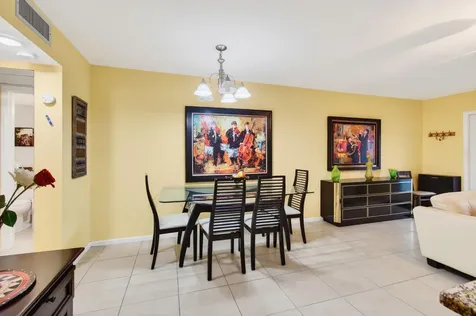 386 Grantham F Deerfield Beach FL 33442