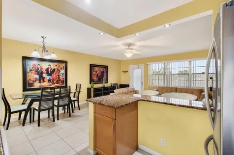 386 Grantham F Deerfield Beach FL 33442
