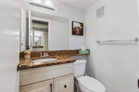386 Grantham F Deerfield Beach FL 33442