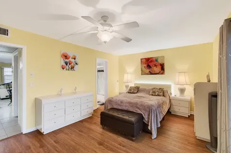 386 Grantham F Deerfield Beach FL 33442