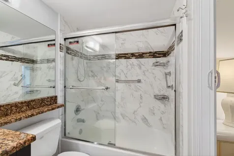 386 Grantham F Deerfield Beach FL 33442