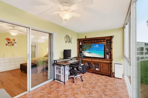 386 Grantham F Deerfield Beach FL 33442