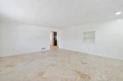 236 SW 14th Street Dania Beach FL 33004