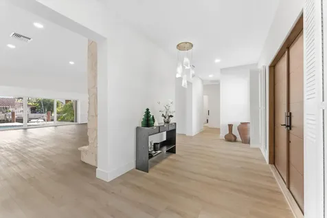 872 Lilac Drive Boca Raton FL 33487