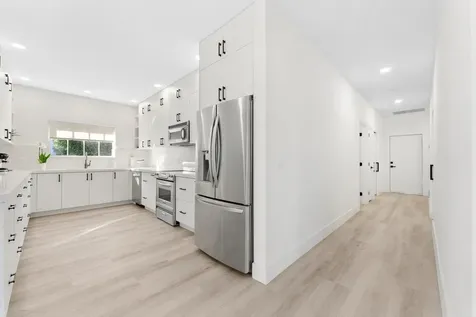 872 Lilac Drive Boca Raton FL 33487