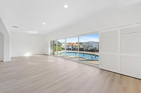 872 Lilac Drive Boca Raton FL 33487