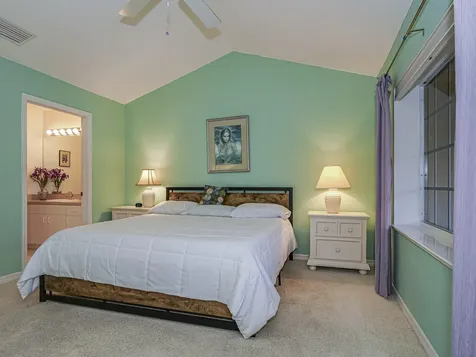 679 5th Avenue Vero Beach FL 32962