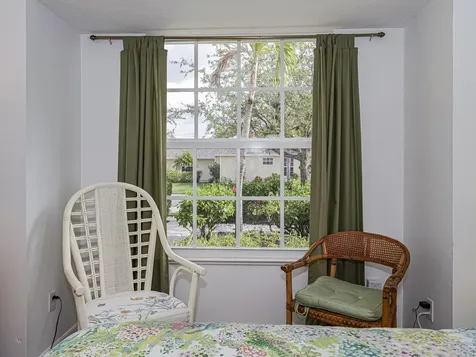 679 5th Avenue Vero Beach FL 32962